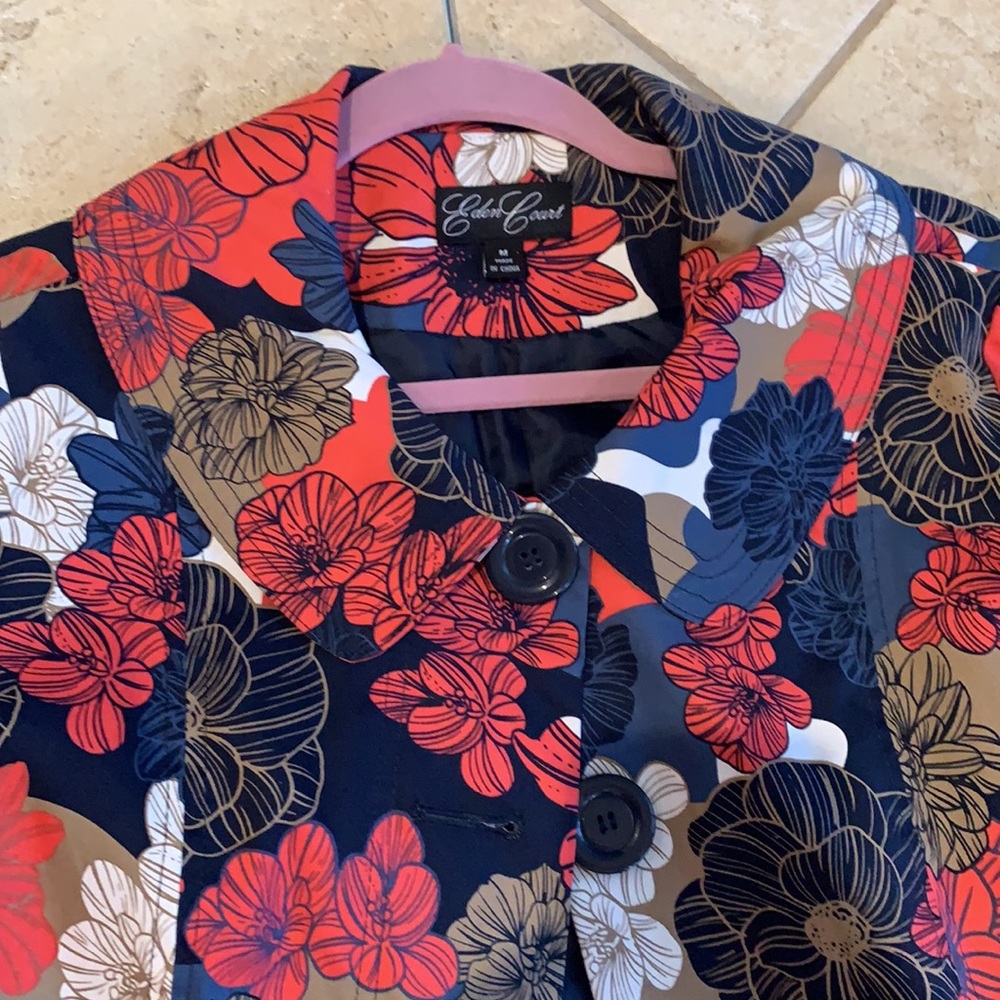 Jacket - Picture 6 of 6